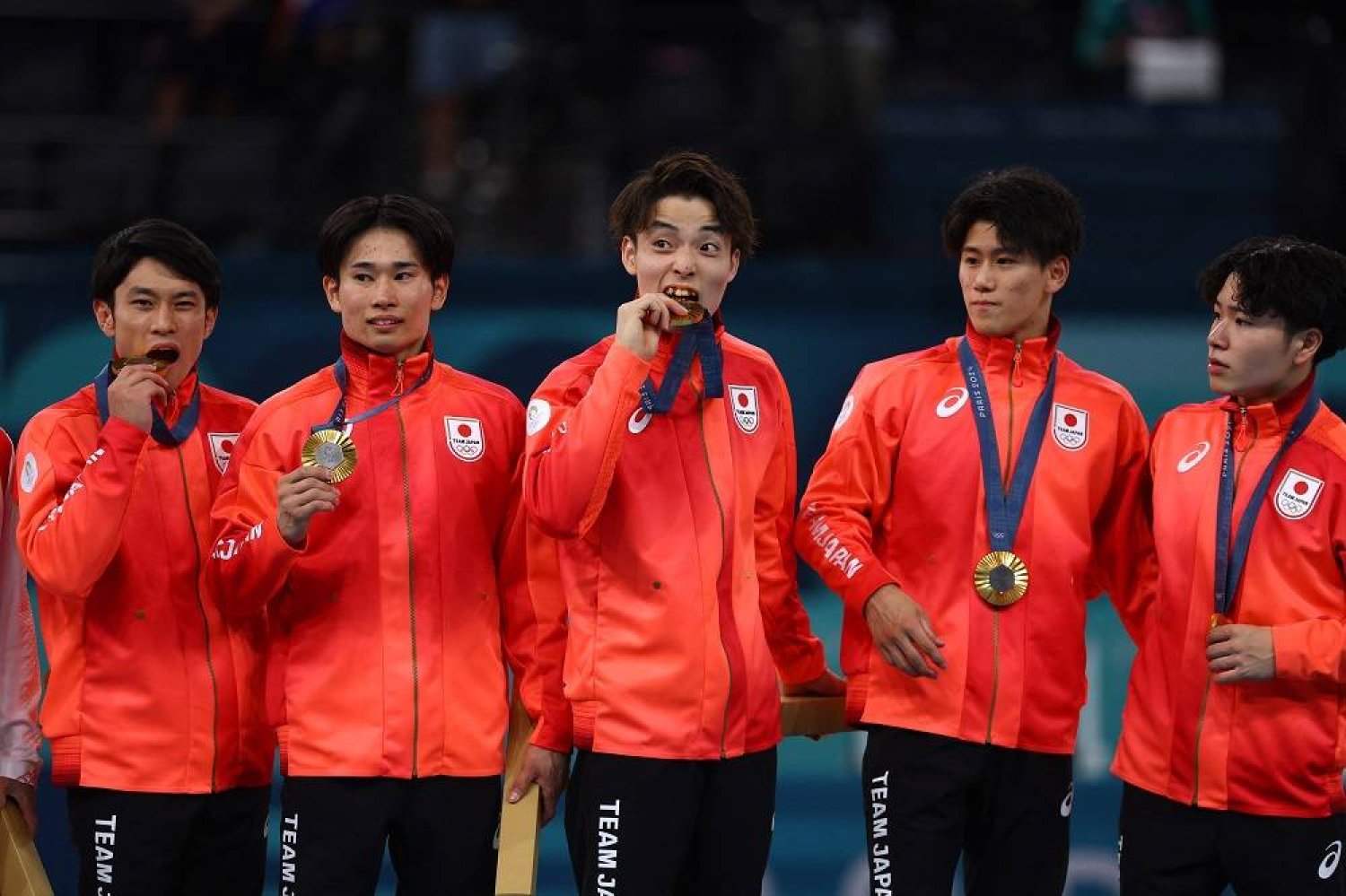 Hashimoto Daiki, Kaya Kazuma, Tanigawa Wataru, Oka Shinnosuke, Sugino Takaaki Hashimoto Daiki, Kaya Kazuma, Tanigawa Wataru, Oka Shinnosuke, Sugino Takaaki